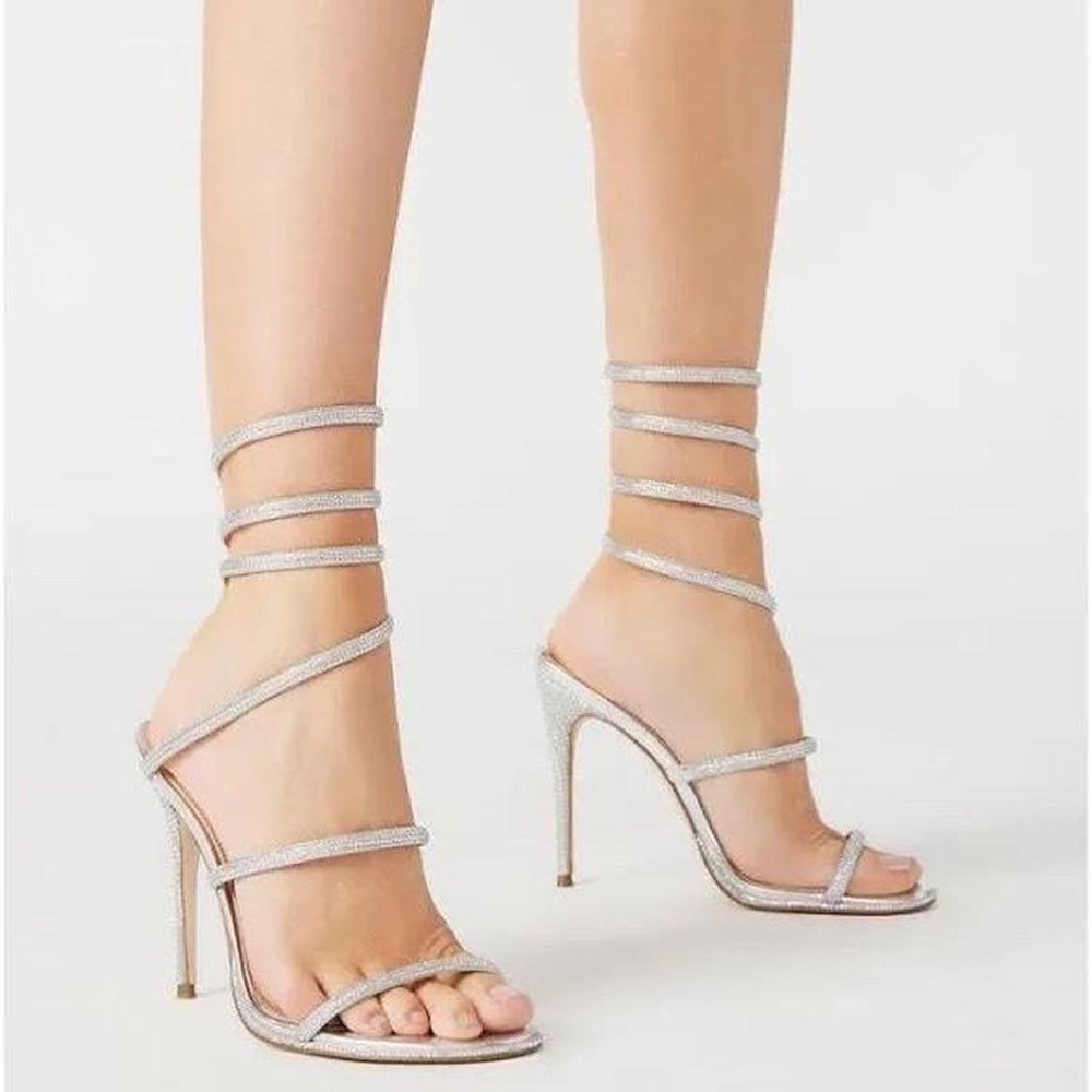 STEVE MADDEN HEELS 6.5US